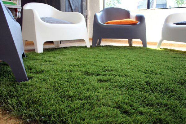 artificial grass in the living room